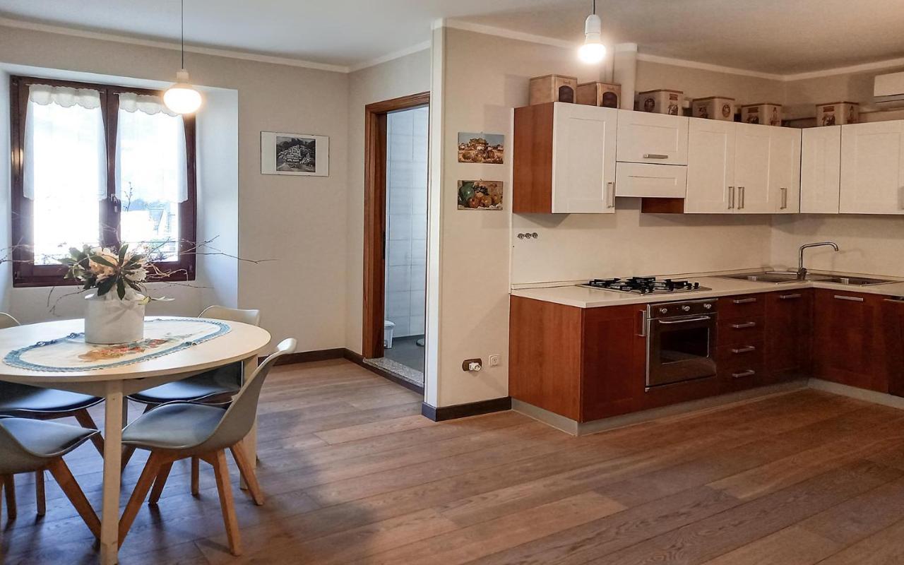 Case Vacanze Ai Burattini Adrara San Rocco Экстерьер фото